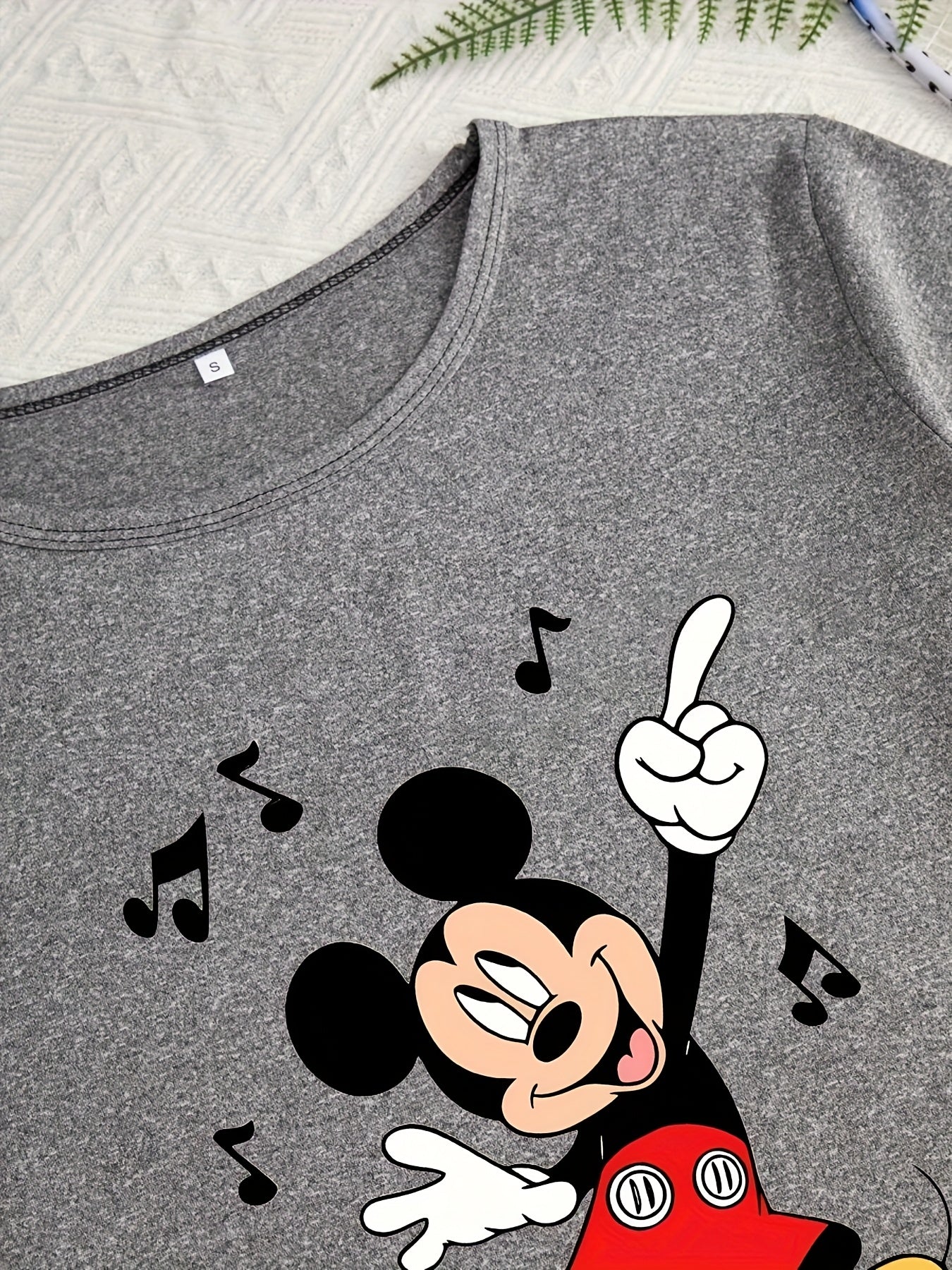 [Mickey Mouse Pajama Set] Disney Mickey Mouse Print Pajama Set - Three-Piece Cute Design