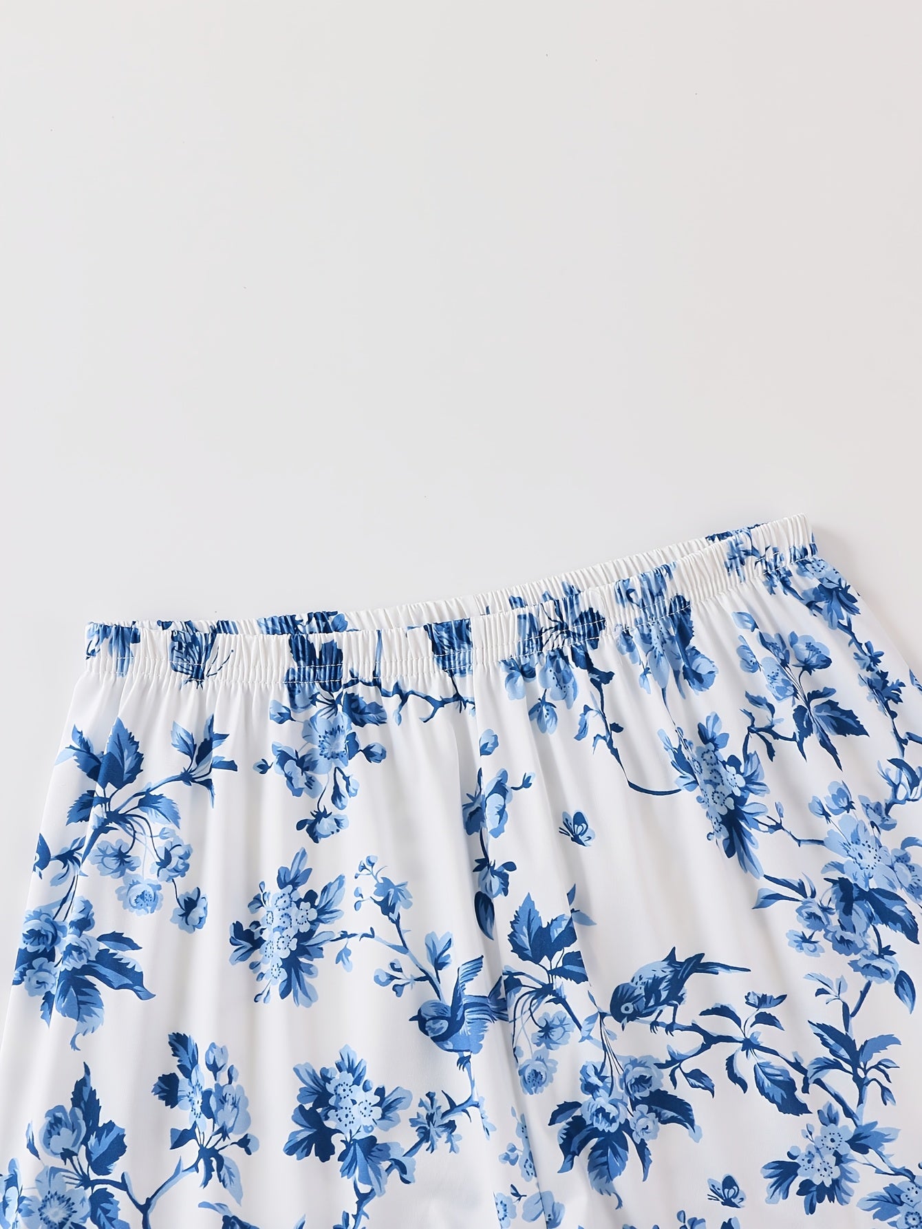 3pcs Elegant Floral Women's Pajama Set - Comfy Polyester Blend, Short Sleeve Button-Up Top with Lapel Collar, Elastic Waist Shorts & Pants, Machine Washable, All-Season Loungewear