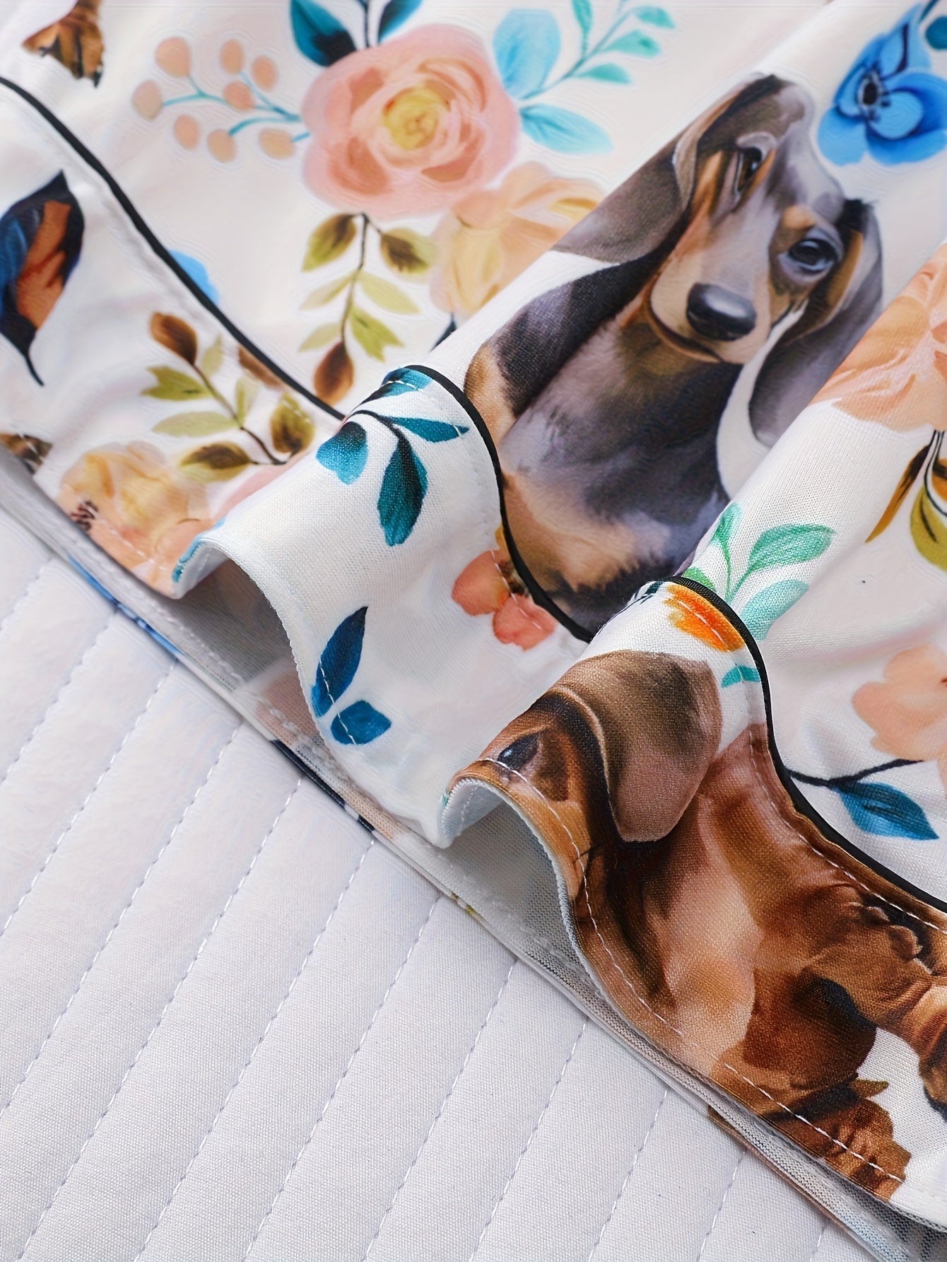 [Cute Pajamas] Comfortable Charming Dachshund Print Women's Pajama Set | Short Sleeve, Button-Up Shirt with Collar & Loose Elastic Shorts - Casual Home Wear