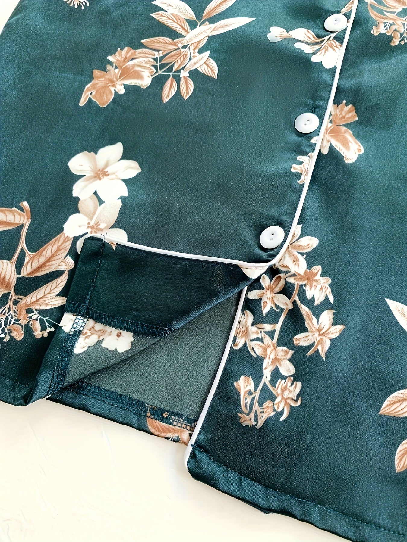 [Classical Floral Pajamas] 3pcs Set Satin Classical Floral Pajamas | Women's Short Sleeve Stand Up Collar Top, Shorts & Long Pants - Home Wear Three Piece Set
