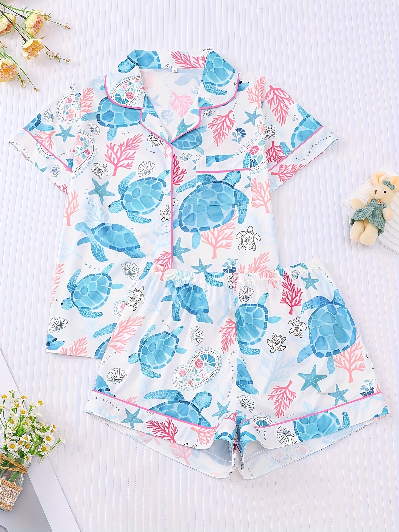 [Comfortable Pajama] 2pcs Comfortable Animal Turtle Print Women's Pajama Set | Collared Short Sleeve Shirt and Button-Up Top, Loose Elastic Shorts, Suitable for Casual Outdoor Home Use
