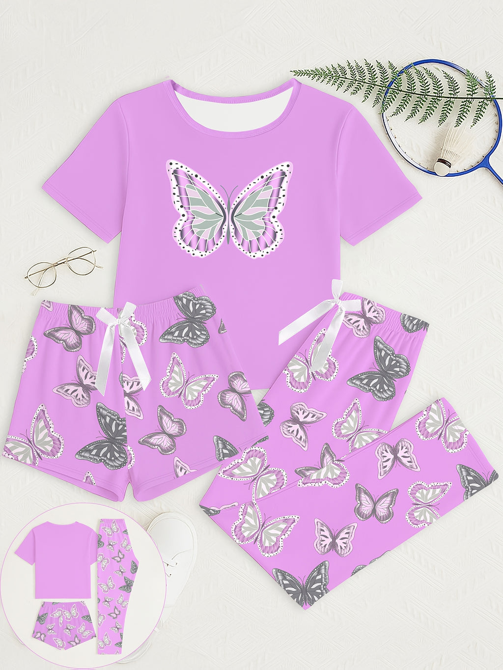 A Three-Piece Women'S Casual Pajama Set Featuring a Butterfly Theme Print, Made from Comfortable Fabric And a Loose Fit to Ensure You Enjoy Every Day. It Includes Beautifully Decorated Butterfly Patterns, Long Pants And Shorts with Elastic Waistbands, a