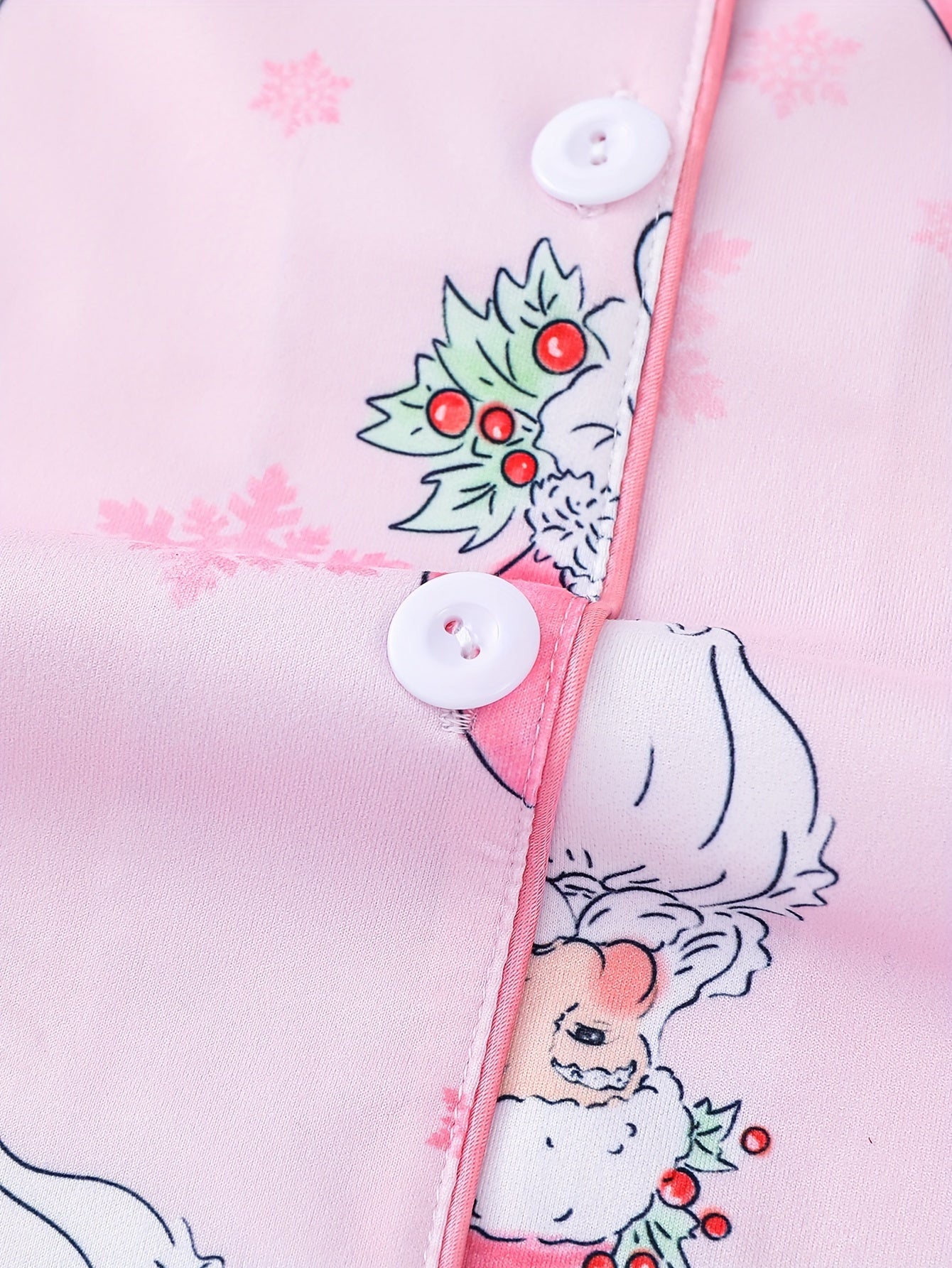 Women's Santa Print Pajama Set - Short Sleeve Buttons Lapel Top, Comfortable Relaxed Fit Shorts, Perfect for Christmas, Cute and Cozy Sleepwear